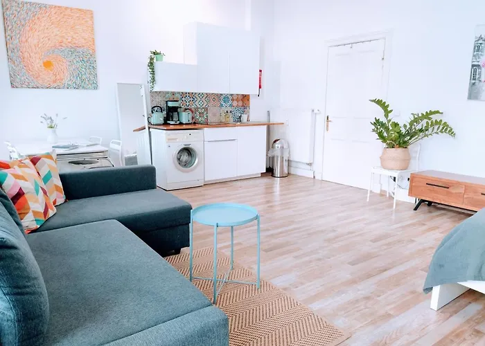 Cozy Studio In Friedrichshain, 4 Quiet Guests Only