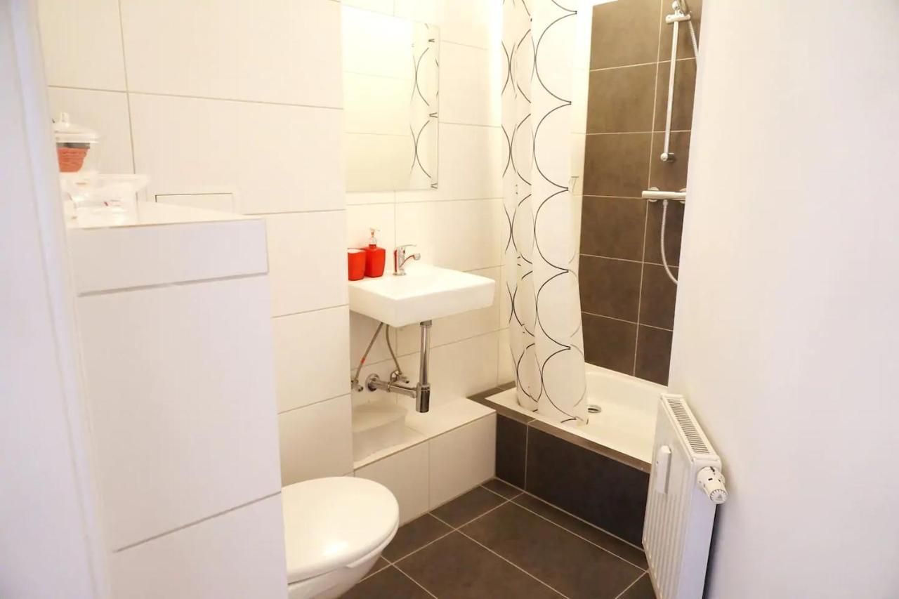Cozy In Friedrichshain, 4 Quiet Guests Only Appartamento Berlino