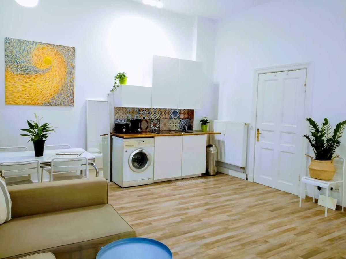 Cozy In Friedrichshain, 4 Quiet Guests Only Appartamento
